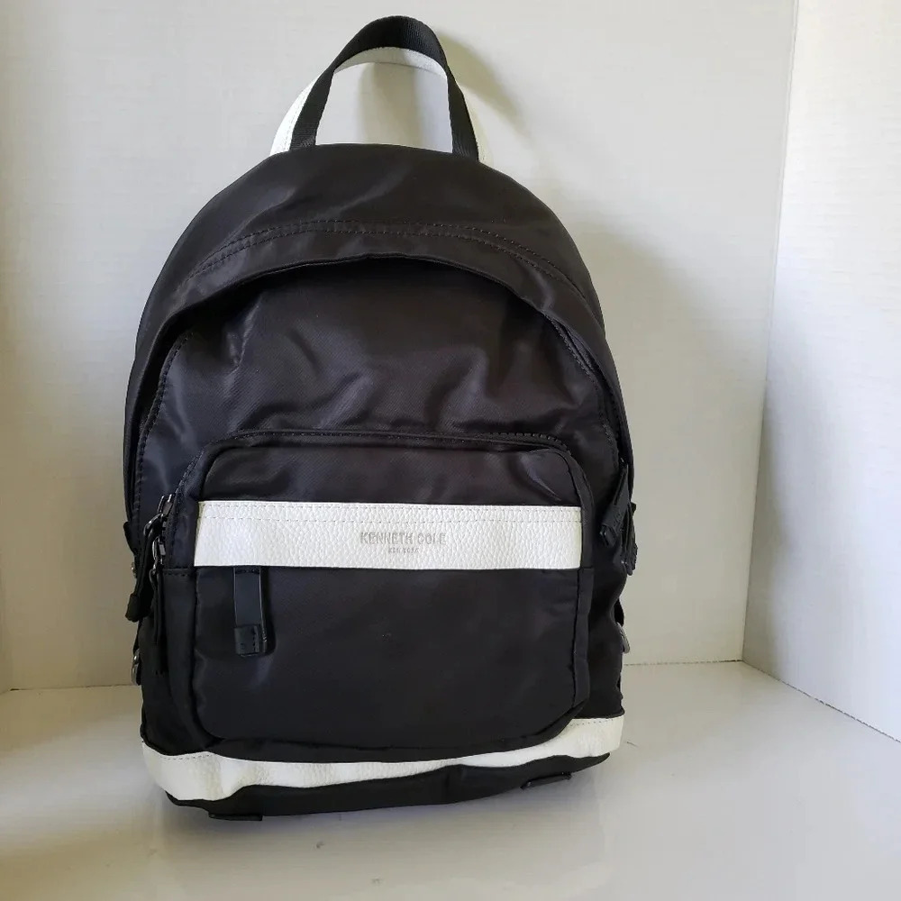 Kenneth Cole  New York,NWT,Black/White Mini Backpack .